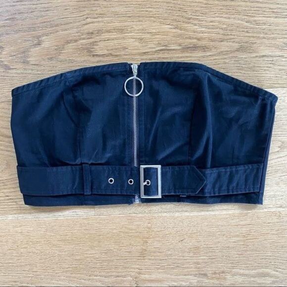 Pretty Little Thing Bandeau Zip Front Crop Top in Black - Picture 1 of 4